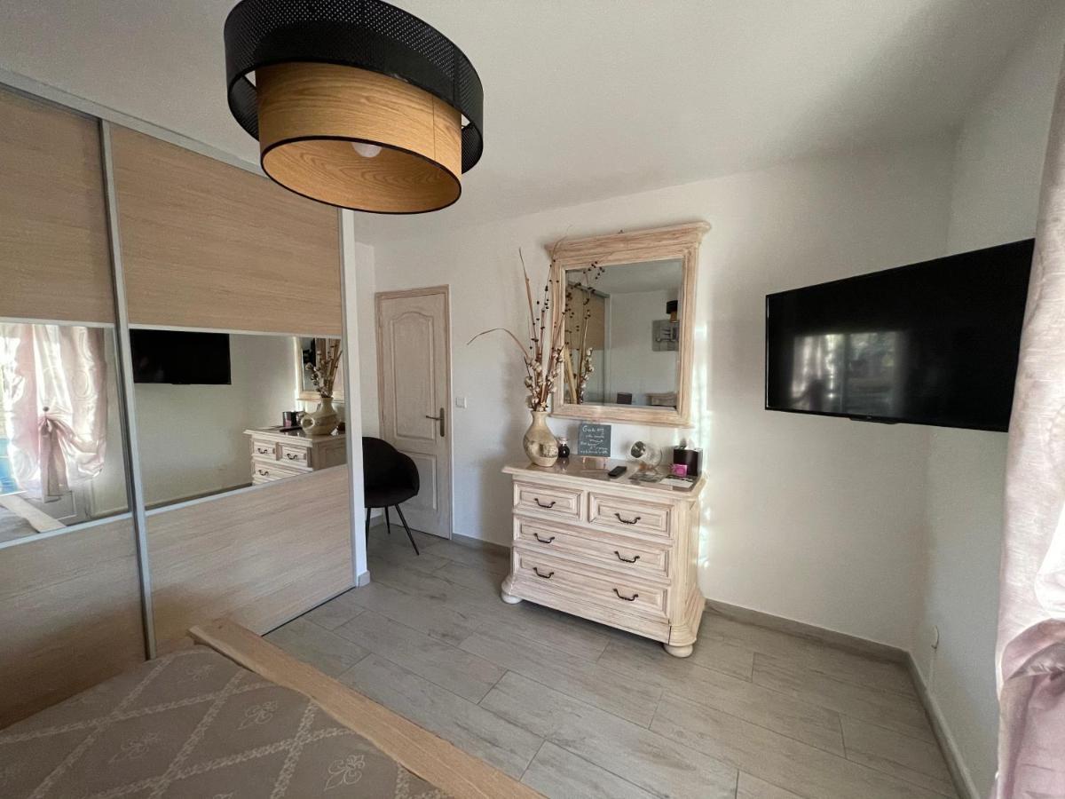 Chez Muriel Et Yves La Londe-les-Maures Esterno foto