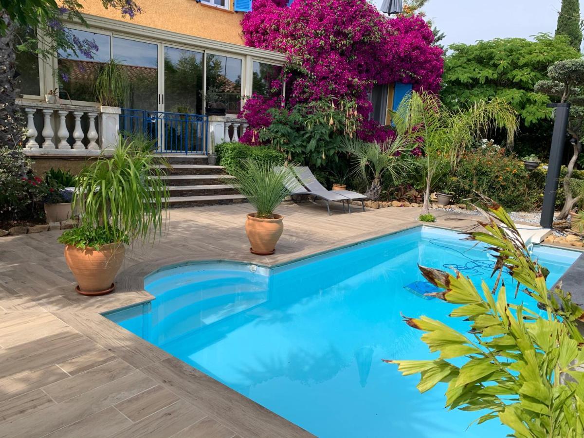 Chez Muriel Et Yves La Londe-les-Maures Esterno foto